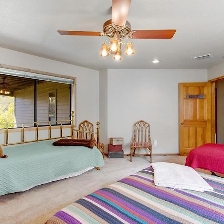 Spicewood Treehouse Villa Exterior photo